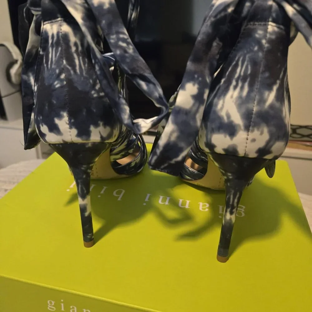 NIB Gianni Bini Abrianna Denim Blue MLT Stiletto Heels | Size 7 - Picture 3 of 9